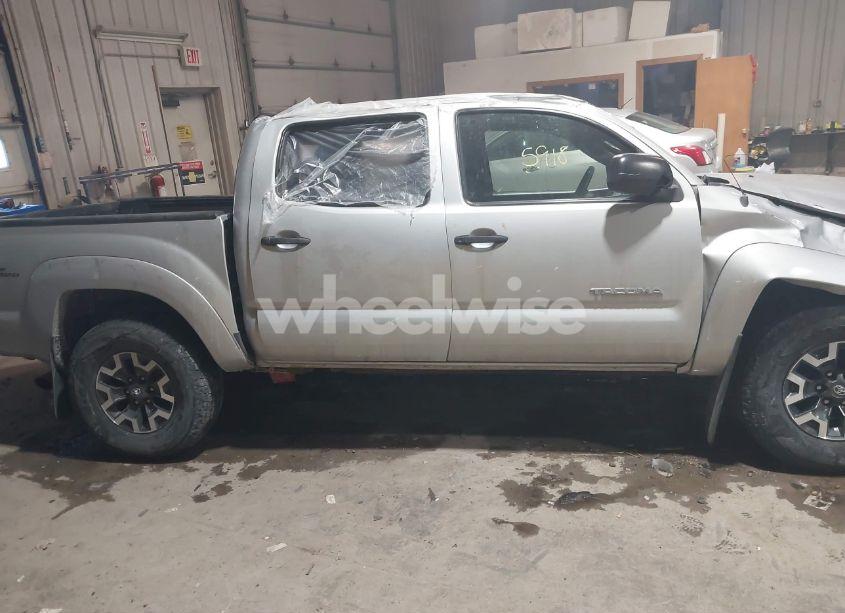 Photo 14 of 2006 Toyota Tacoma DOUBLE CAB (VIN 5TELU42N46Z272464)