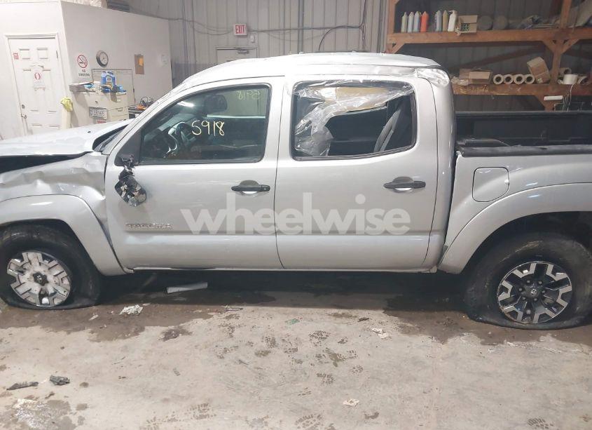 Photo 15 of 2006 Toyota Tacoma DOUBLE CAB (VIN 5TELU42N46Z272464)