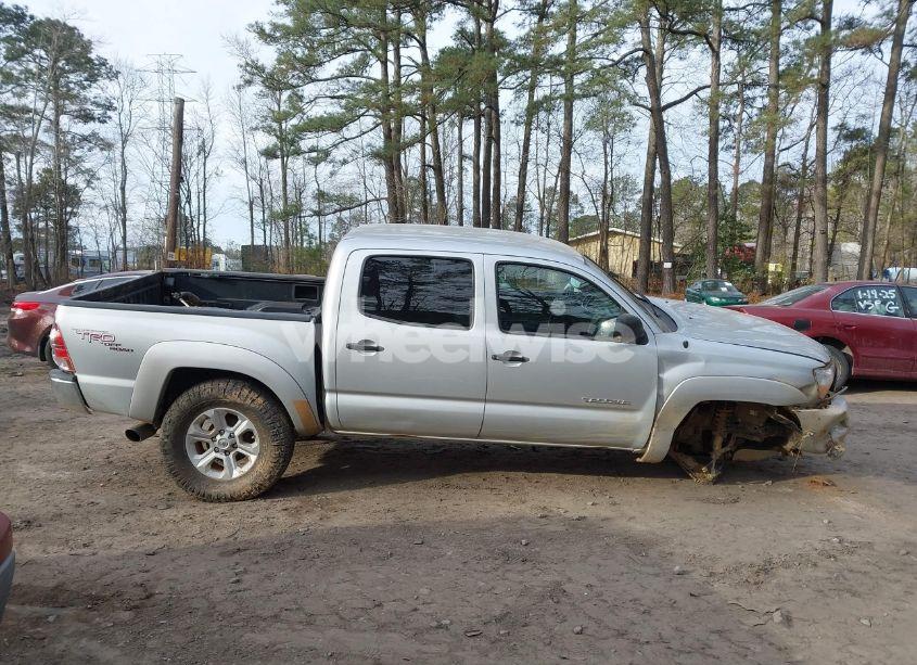 Photo 12 of 2005 Toyota Tacoma DOUBLE CAB (VIN 5TELU42N55Z069789)