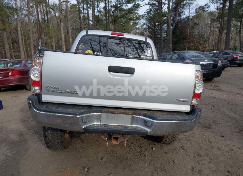 Photo 15 of 2005 Toyota Tacoma DOUBLE CAB (VIN 5TELU42N55Z069789)