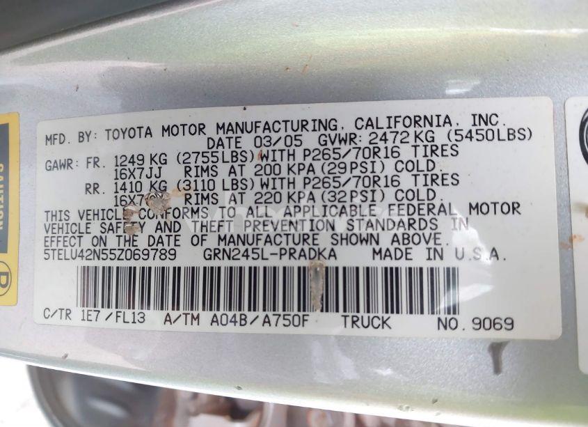 Photo 9 of 2005 Toyota Tacoma DOUBLE CAB (VIN 5TELU42N55Z069789)