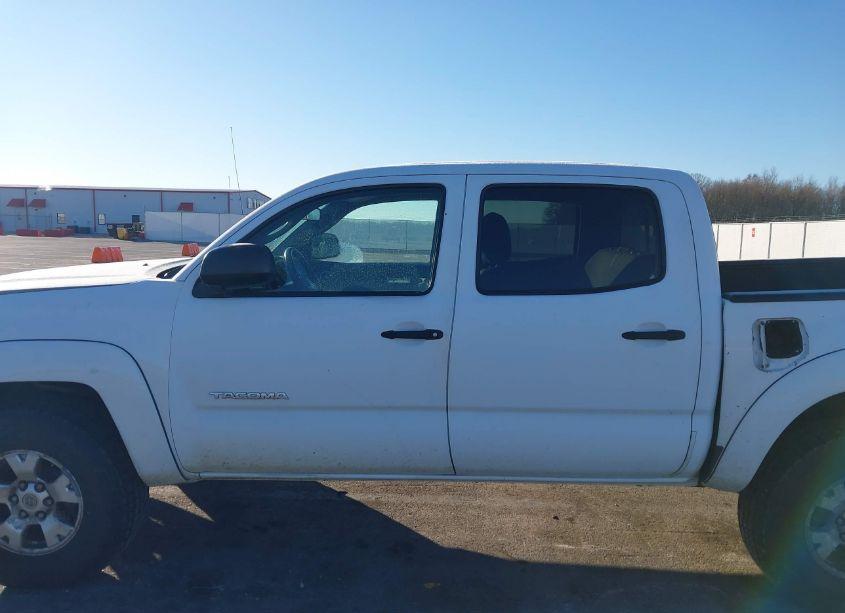 Photo 14 of 2006 Toyota Tacoma DOUBLE CAB (VIN 5TELU42N56Z212709)