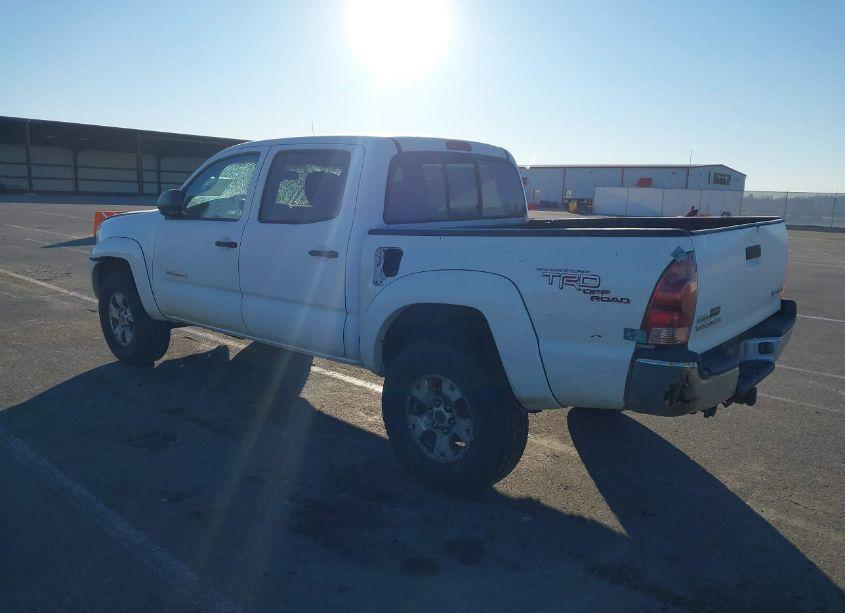 Photo 3 of 2006 Toyota Tacoma DOUBLE CAB (VIN 5TELU42N56Z212709)