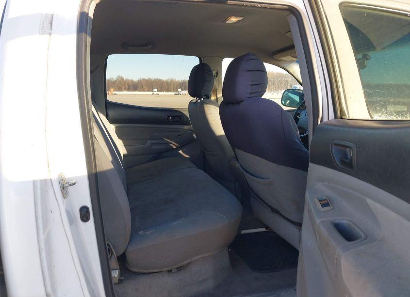 Photo 8 of 2006 Toyota Tacoma DOUBLE CAB (VIN 5TELU42N56Z212709)