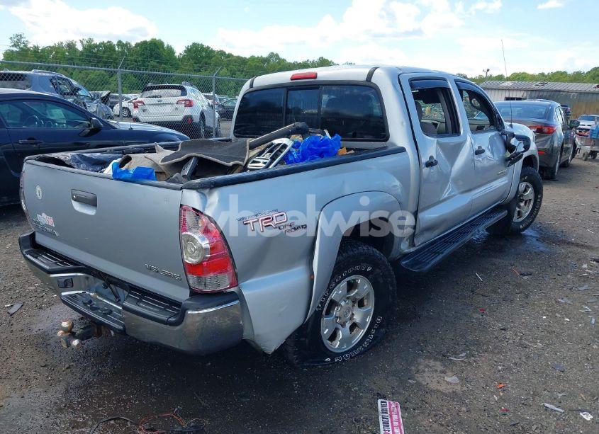 Photo 4 of 2006 Toyota Tacoma BASE V6 (VIN 5TELU42N56Z234046)