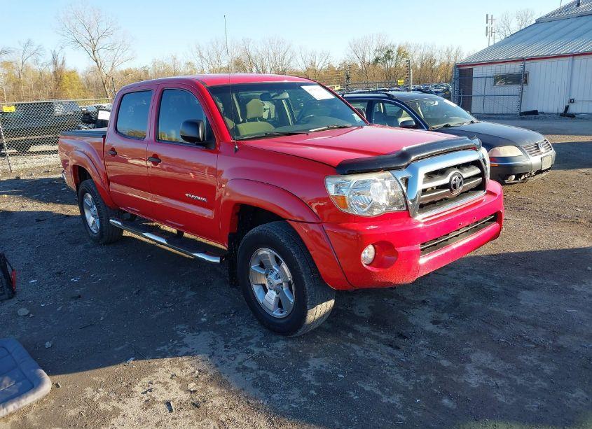 2005 Toyota Tacoma BASE V6 (VIN 5TELU42N65Z037790) main photo
