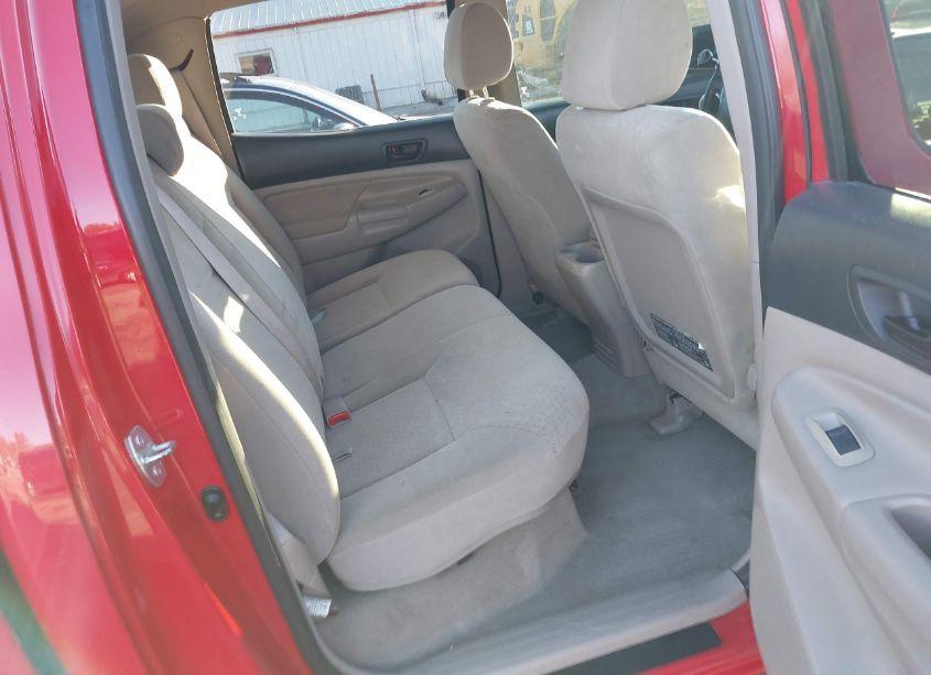 Photo 8 of 2005 Toyota Tacoma BASE V6 (VIN 5TELU42N65Z037790)