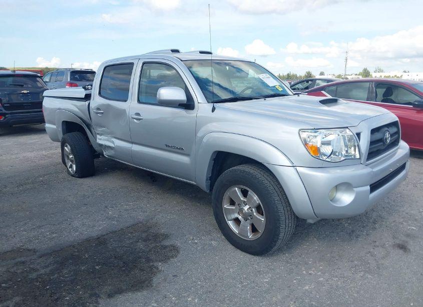 2006 Toyota Tacoma DOUBLE CAB (VIN 5TELU42N66Z259215) main photo