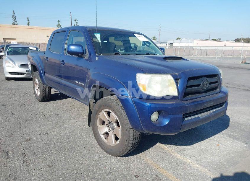 2005 Toyota Tacoma DOUBLE CAB (VIN 5TELU42N75Z099697) main photo