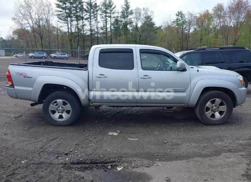 Photo 13 of 2005 Toyota Tacoma BASE V6 (VIN 5TELU42N85Z104762)