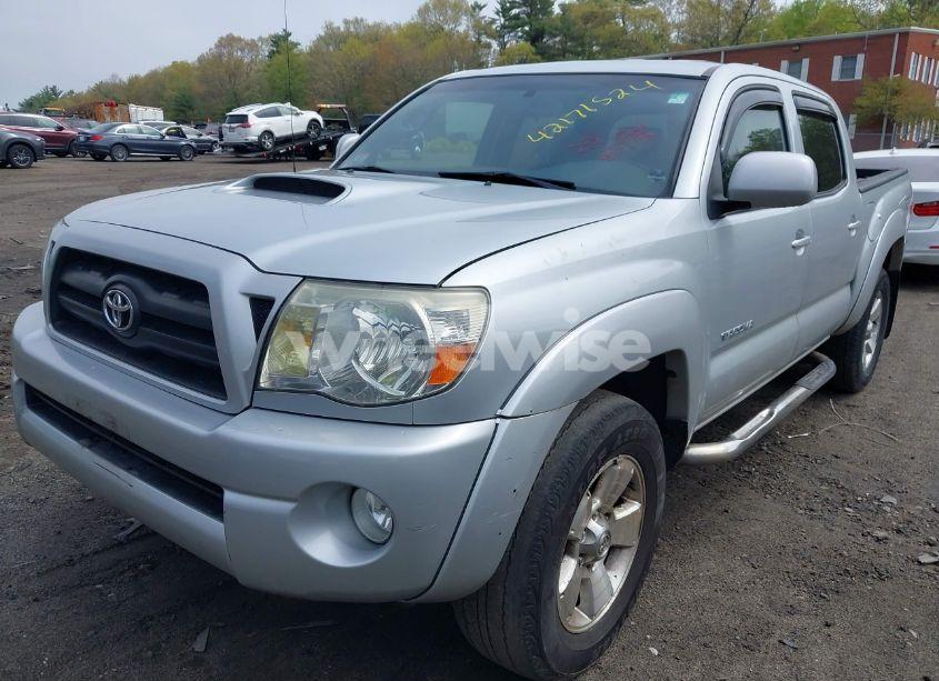Photo 2 of 2005 Toyota Tacoma BASE V6 (VIN 5TELU42N85Z104762)