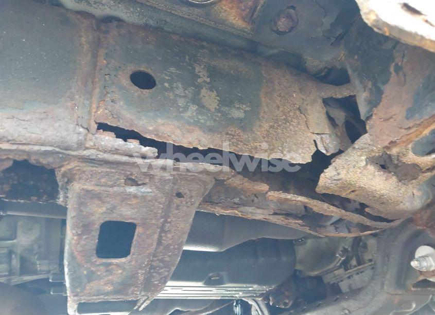 Photo 6 of 2005 Toyota Tacoma BASE V6 (VIN 5TELU42N85Z104762)