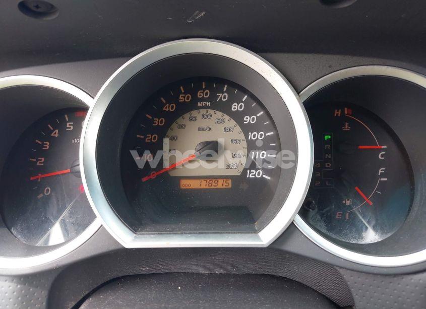 Photo 7 of 2005 Toyota Tacoma BASE V6 (VIN 5TELU42N85Z104762)