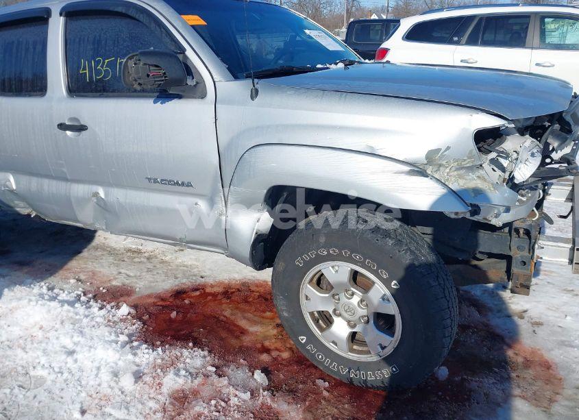 Photo 18 of 2005 Toyota Tacoma BASE V6 (VIN 5TELU42N85Z130973)
