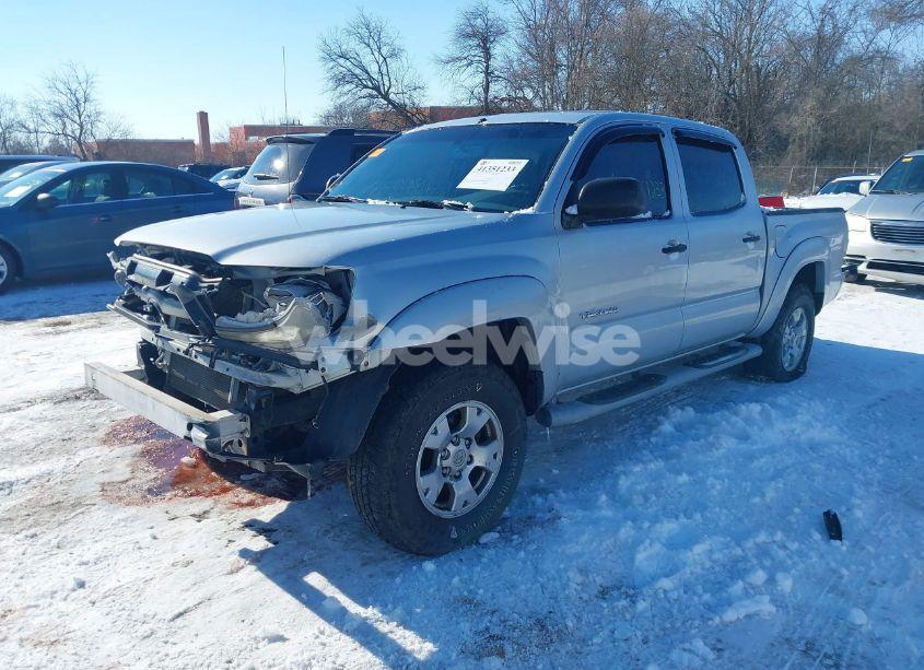 Photo 2 of 2005 Toyota Tacoma BASE V6 (VIN 5TELU42N85Z130973)