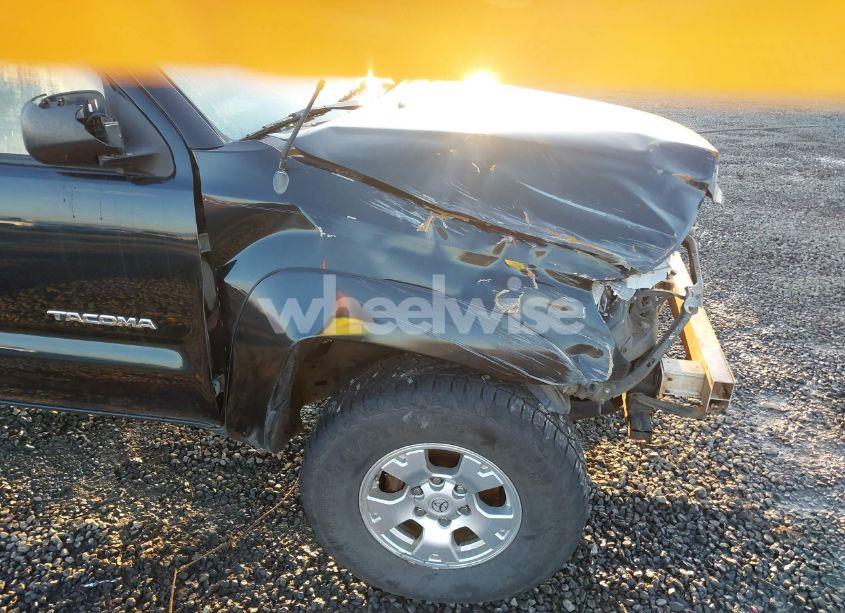 Photo 13 of 2005 Toyota Tacoma BASE V6 (VIN 5TELU42N85Z143206)