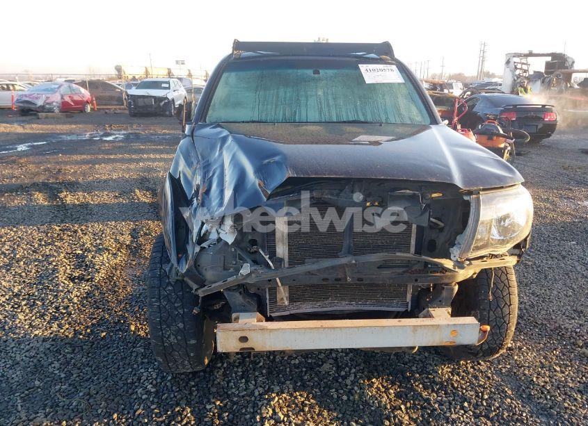 Photo 6 of 2005 Toyota Tacoma BASE V6 (VIN 5TELU42N85Z143206)