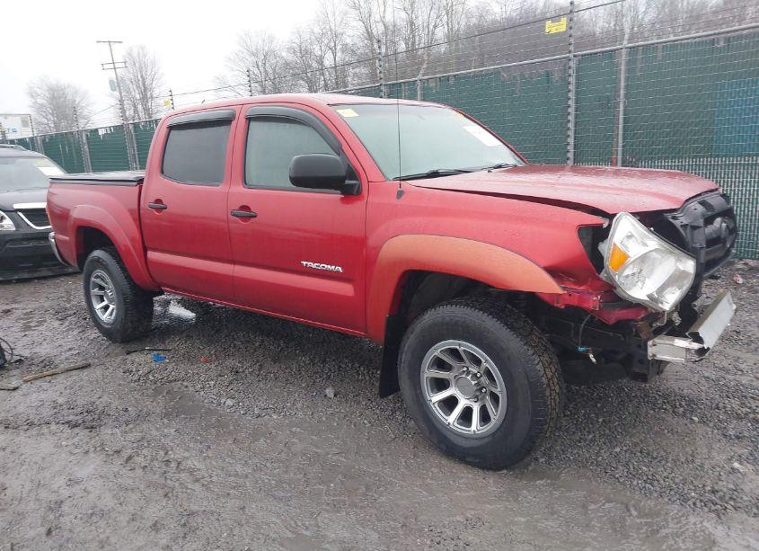 2005 Toyota Tacoma BASE V6 (VIN 5TELU42NX5Z092405) main photo