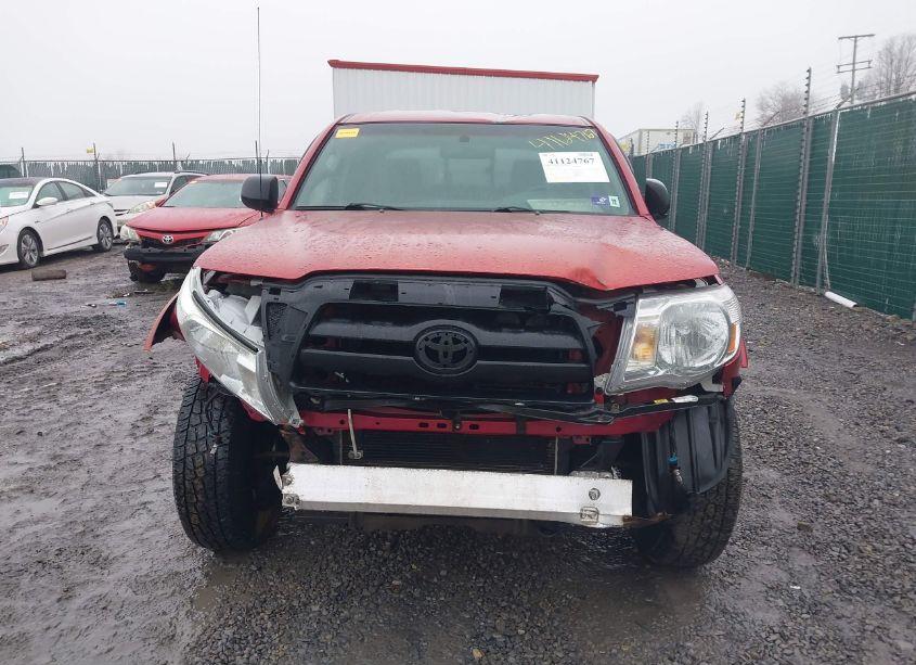 Photo 13 of 2005 Toyota Tacoma BASE V6 (VIN 5TELU42NX5Z092405)