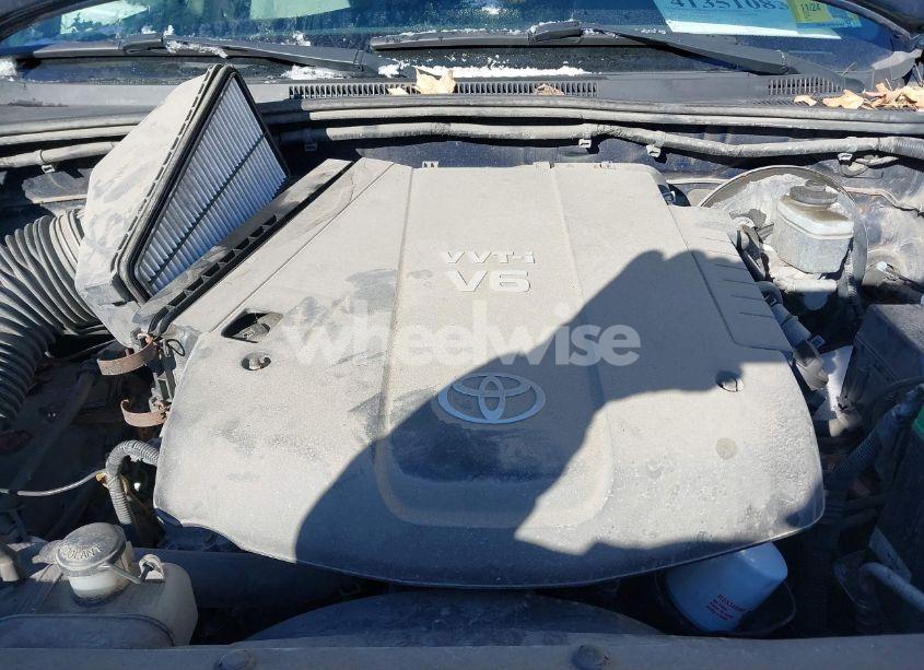 Photo 10 of 2005 Toyota Tacoma BASE V6 (VIN 5TELU42NX5Z113494)