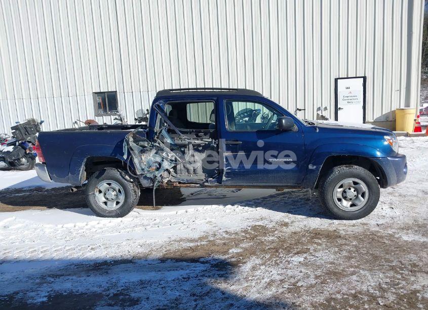 Photo 13 of 2005 Toyota Tacoma BASE V6 (VIN 5TELU42NX5Z113494)