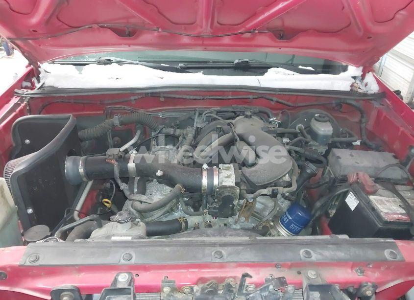 Photo 10 of 2006 Toyota Tacoma BASE V6 (VIN 5TELU42NX6Z281136)