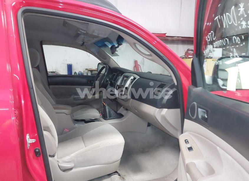 Photo 5 of 2006 Toyota Tacoma BASE V6 (VIN 5TELU42NX6Z281136)