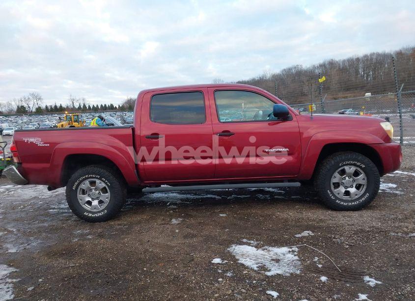 Photo 14 of 2007 Toyota Tacoma DOUBLE CAB (VIN 5TELU42NX7Z353535)