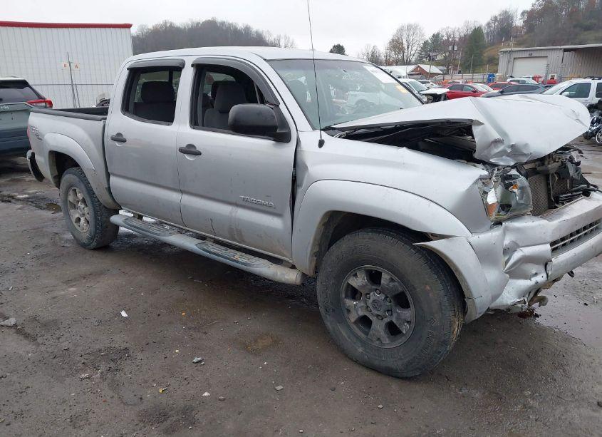2009 Toyota Tacoma DOUBLE CAB (VIN 5TELU42NX9Z599021) main photo