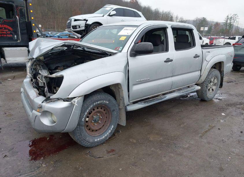 Photo 2 of 2009 Toyota Tacoma DOUBLE CAB (VIN 5TELU42NX9Z599021)