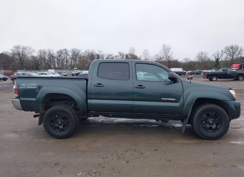 Photo 13 of 2010 Toyota Tacoma BASE V6 (VIN 5TELU4EN2AZ696150)