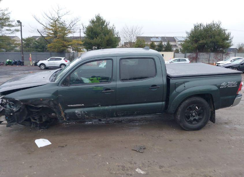 Photo 14 of 2010 Toyota Tacoma BASE V6 (VIN 5TELU4EN2AZ696150)