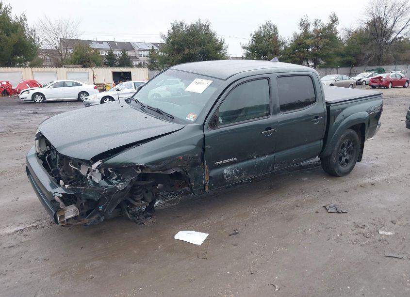 Photo 2 of 2010 Toyota Tacoma BASE V6 (VIN 5TELU4EN2AZ696150)