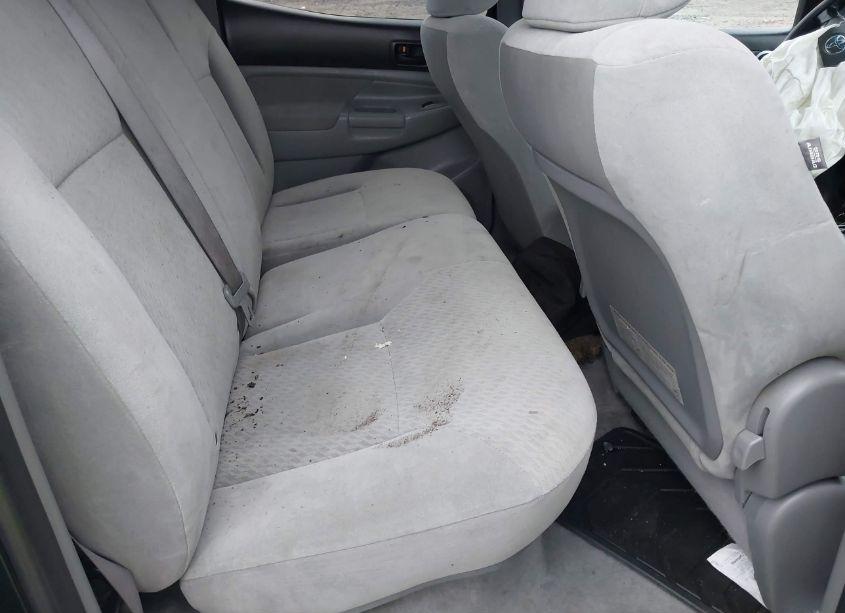 Photo 8 of 2010 Toyota Tacoma BASE V6 (VIN 5TELU4EN2AZ696150)