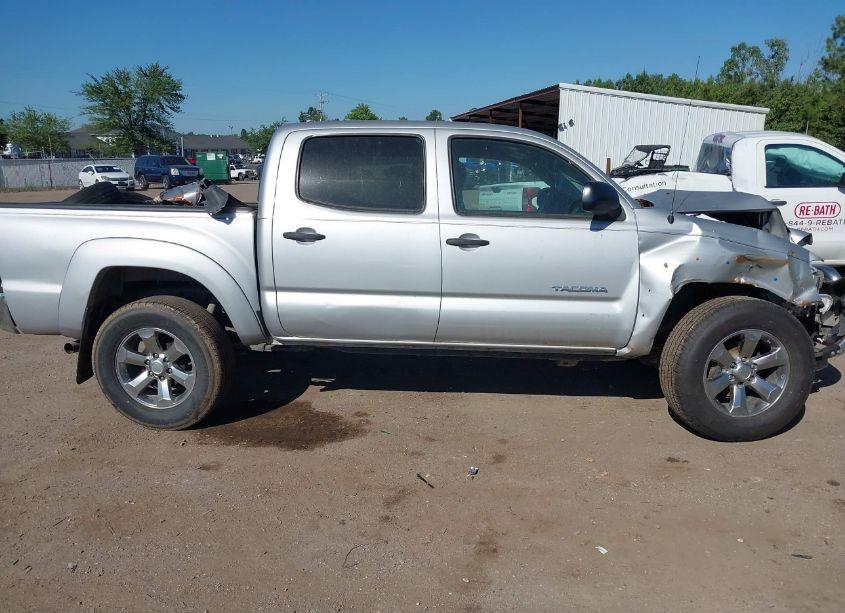Photo 13 of 2010 Toyota Tacoma BASE V6 (VIN 5TELU4EN4AZ706077)