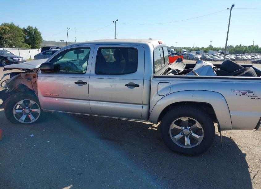 Photo 14 of 2010 Toyota Tacoma BASE V6 (VIN 5TELU4EN4AZ706077)