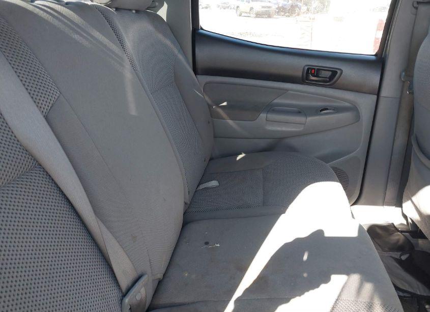 Photo 8 of 2010 Toyota Tacoma BASE V6 (VIN 5TELU4EN4AZ706077)