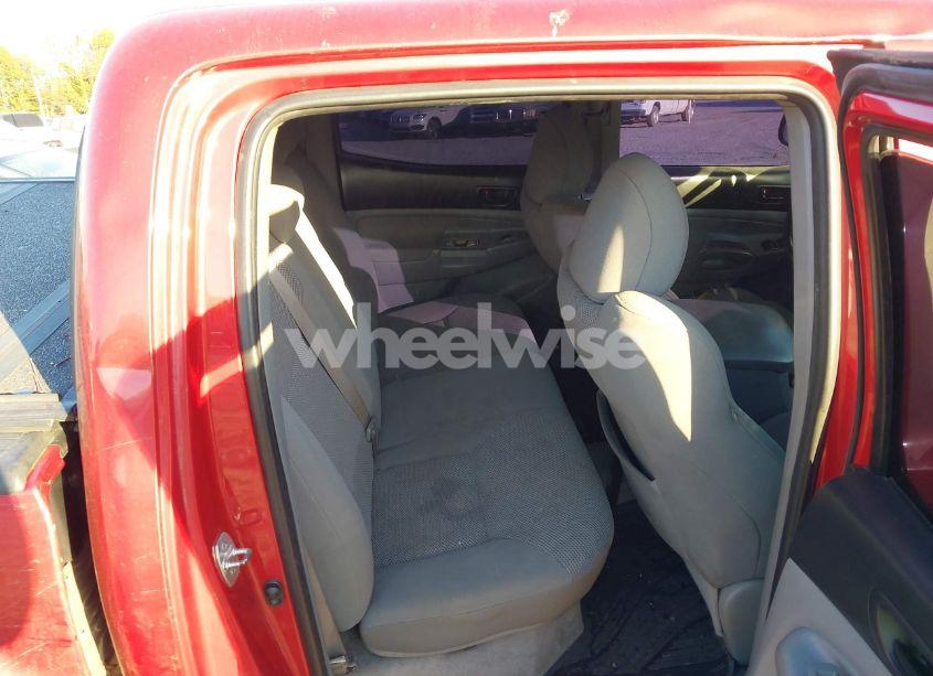 Photo 8 of 2010 Toyota Tacoma DOUBLE CAB (VIN 5TELU4EN5AZ681903)