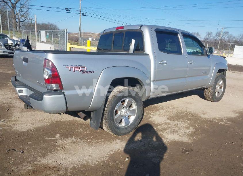 Photo 4 of 2010 Toyota Tacoma DOUBLE CAB (VIN 5TELU4EN6AZ720014)