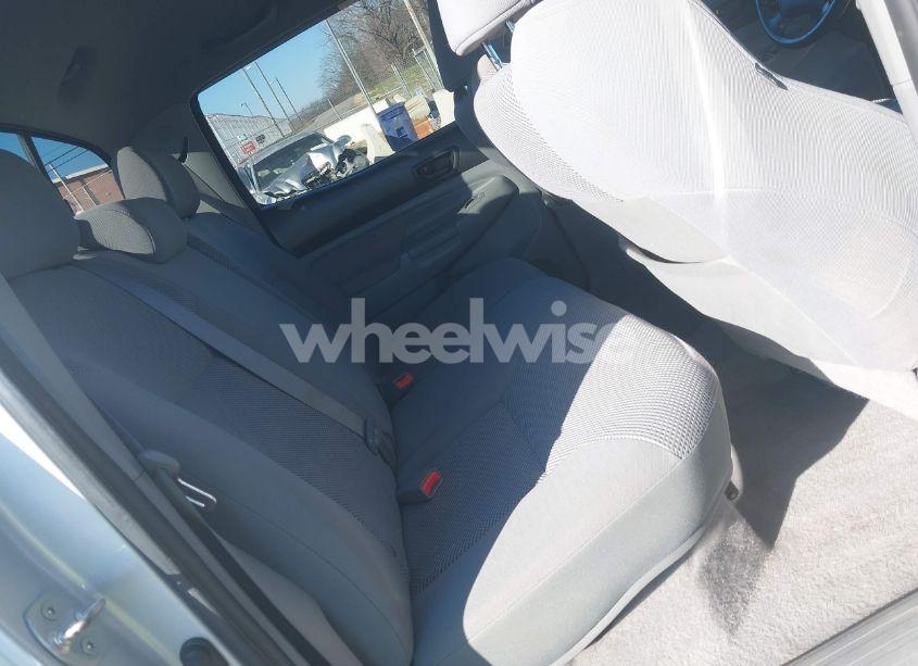 Photo 8 of 2010 Toyota Tacoma DOUBLE CAB (VIN 5TELU4EN6AZ720014)