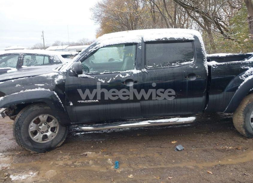 Photo 15 of 2005 Toyota Tacoma BASE V6 (VIN 5TEMU52N25Z001170)