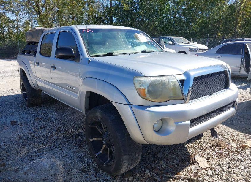 2006 Toyota Tacoma BASE V6 (VIN 5TEMU52N56Z257305) main photo