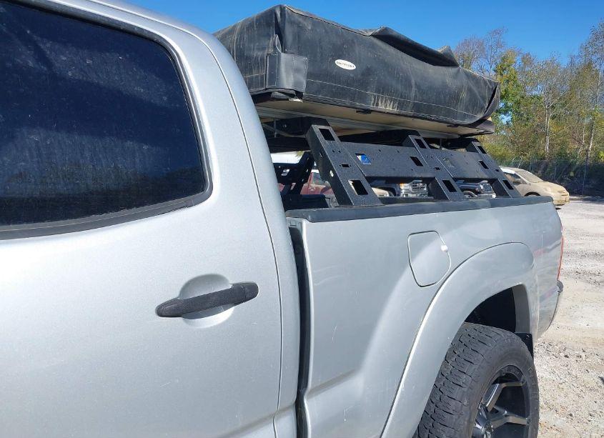 Photo 13 of 2006 Toyota Tacoma BASE V6 (VIN 5TEMU52N56Z257305)