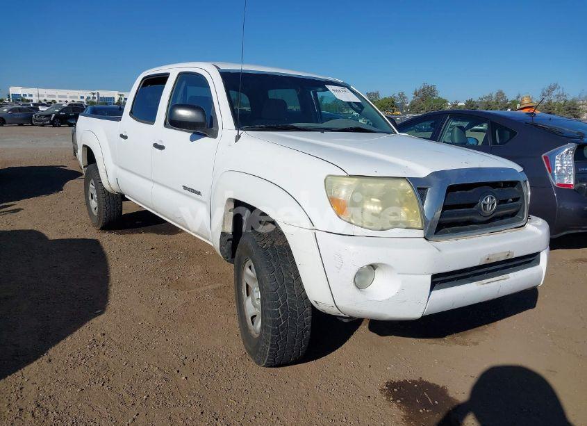 2006 Toyota Tacoma BASE V6 (VIN 5TEMU52N56Z284648) main photo