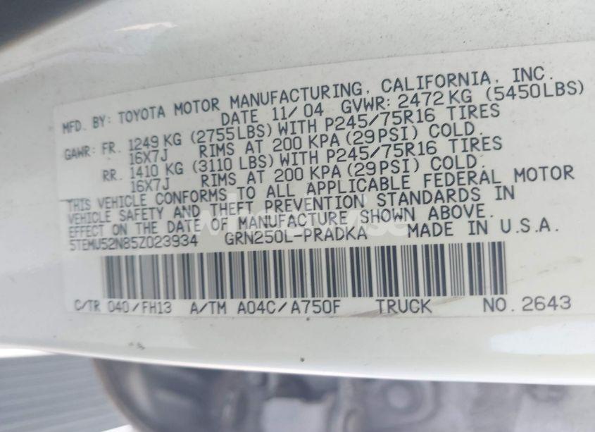 Photo 9 of 2005 Toyota Tacoma BASE V6 (VIN 5TEMU52N85Z023934)