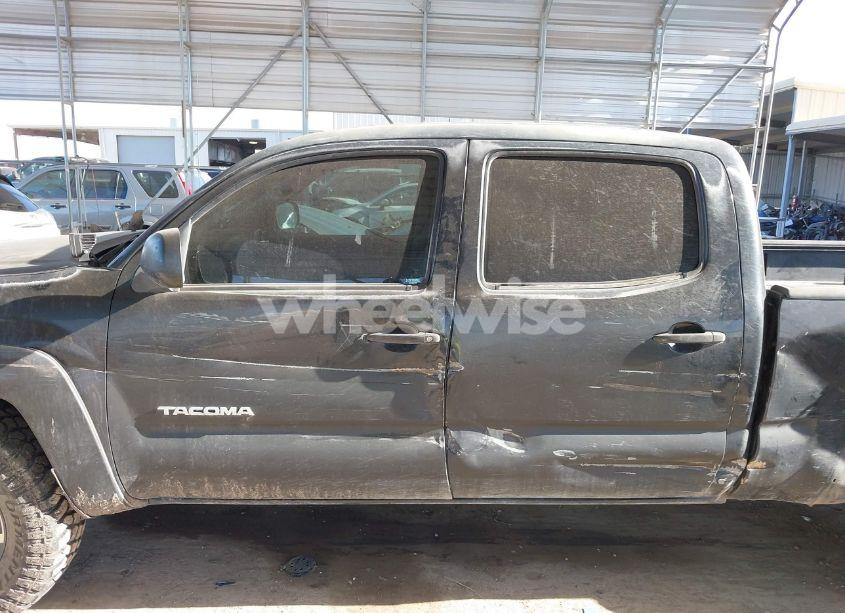 Photo 14 of 2005 Toyota Tacoma BASE V6 (VIN 5TEMU52N95Z132886)