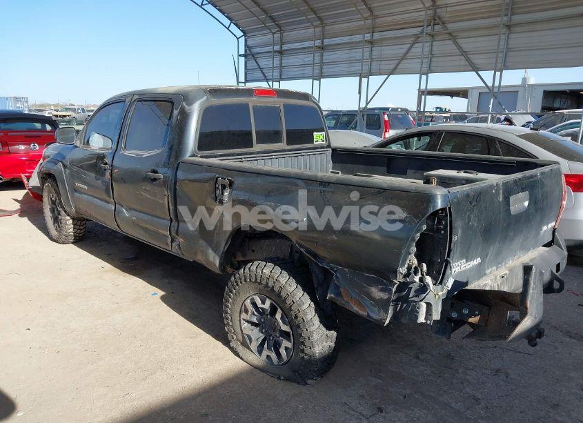 Photo 3 of 2005 Toyota Tacoma BASE V6 (VIN 5TEMU52N95Z132886)