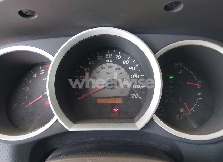 Photo 7 of 2005 Toyota Tacoma BASE V6 (VIN 5TEMU52N95Z132886)