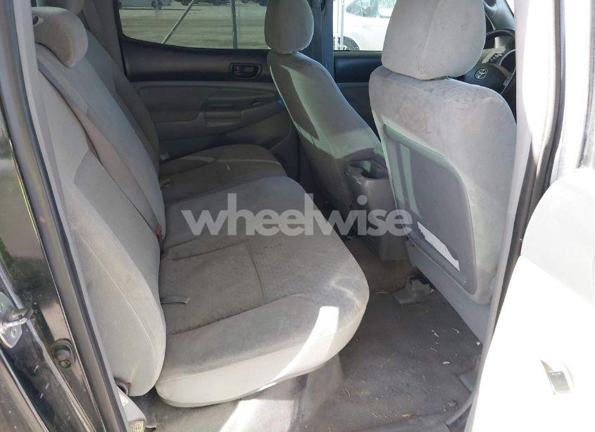 Photo 8 of 2005 Toyota Tacoma BASE V6 (VIN 5TEMU52N95Z132886)