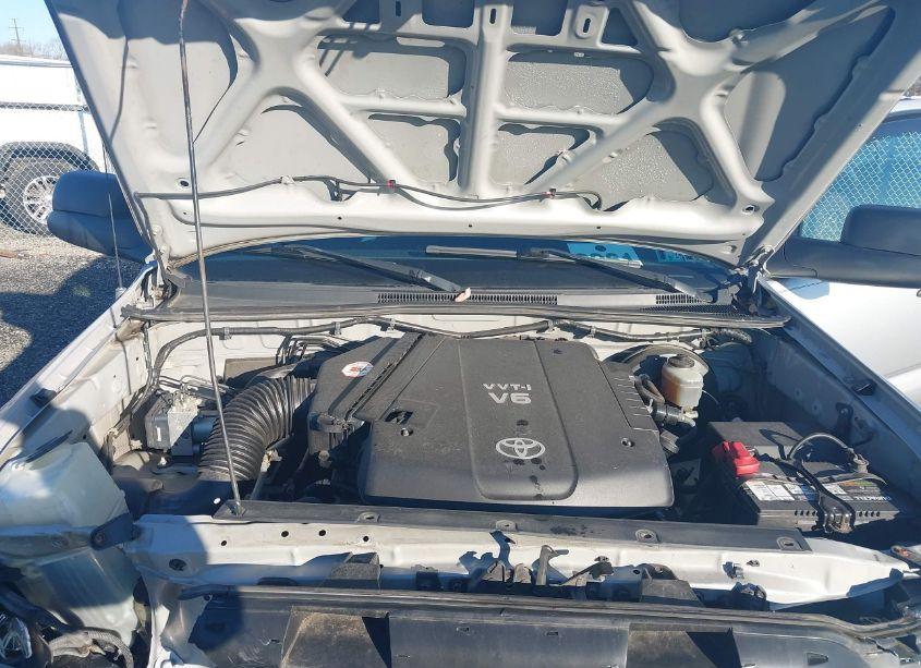 Photo 10 of 2006 Toyota Tacoma BASE V6 (VIN 5TEMU52NX6Z315571)